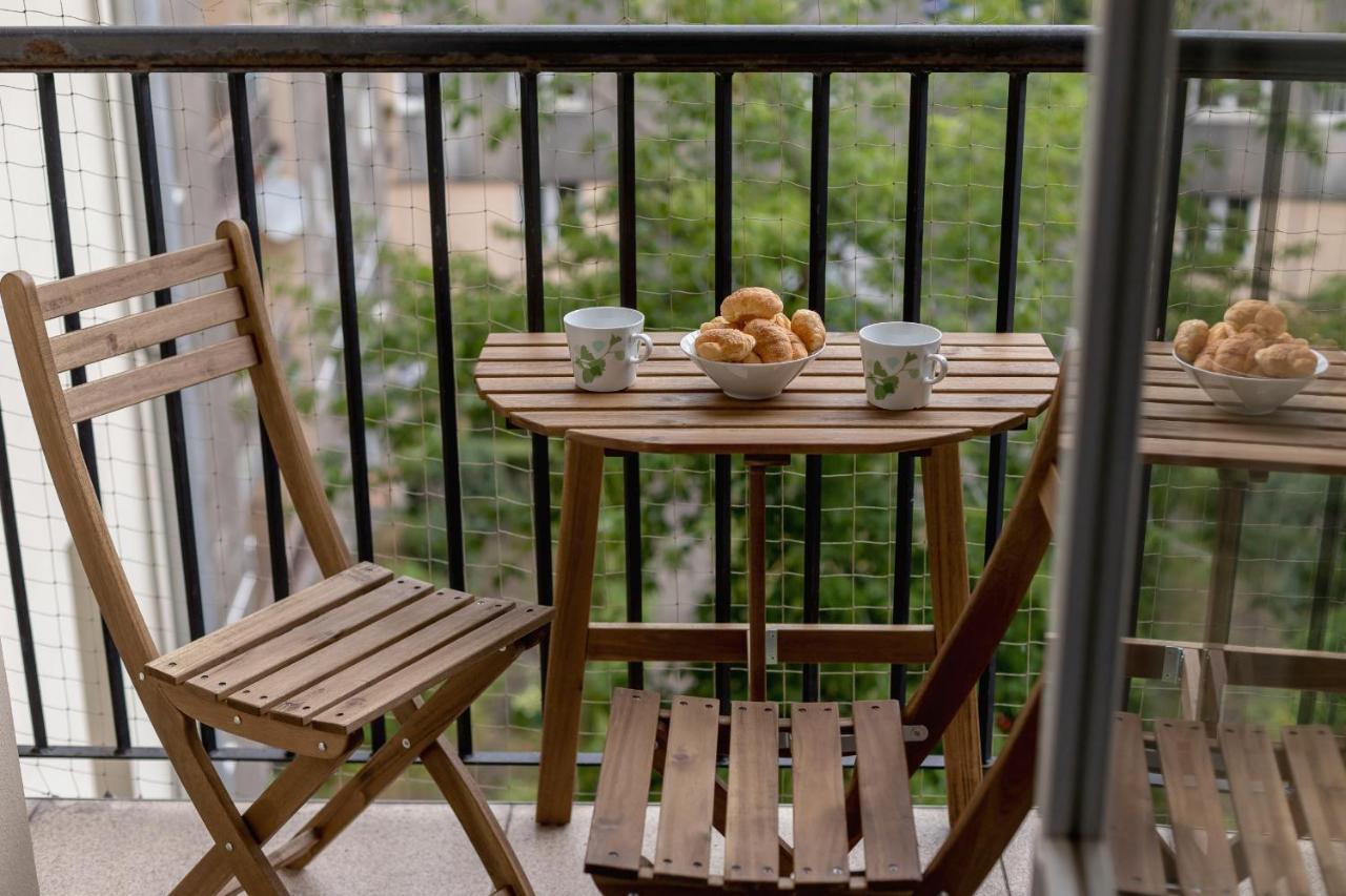 Slowacki Avenue Family Apartments Cracow By Noclegi Renters Krakow Bagian luar foto
