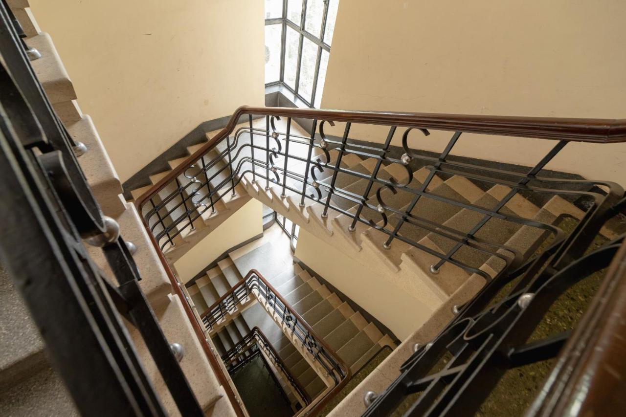 Slowacki Avenue Family Apartments Cracow By Noclegi Renters Krakow Bagian luar foto