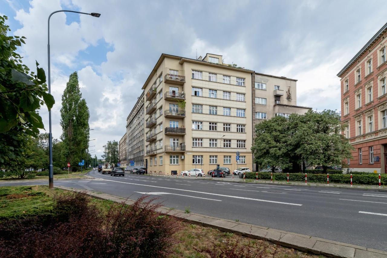 Slowacki Avenue Family Apartments Cracow By Noclegi Renters Krakow Bagian luar foto