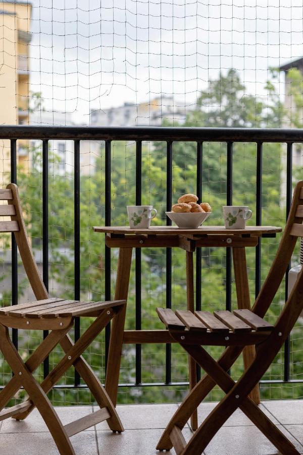 Slowacki Avenue Family Apartments Cracow By Noclegi Renters Krakow Bagian luar foto