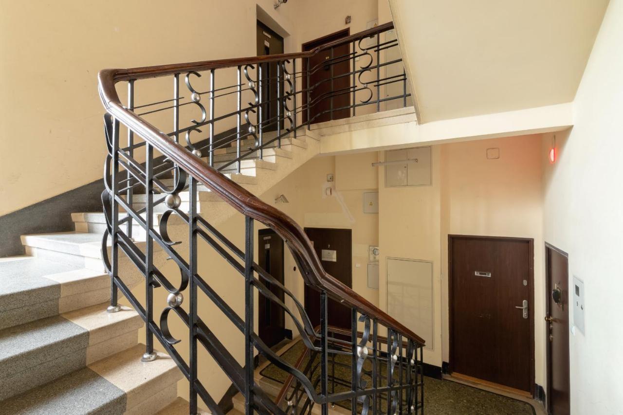 Slowacki Avenue Family Apartments Cracow By Noclegi Renters Krakow Bagian luar foto