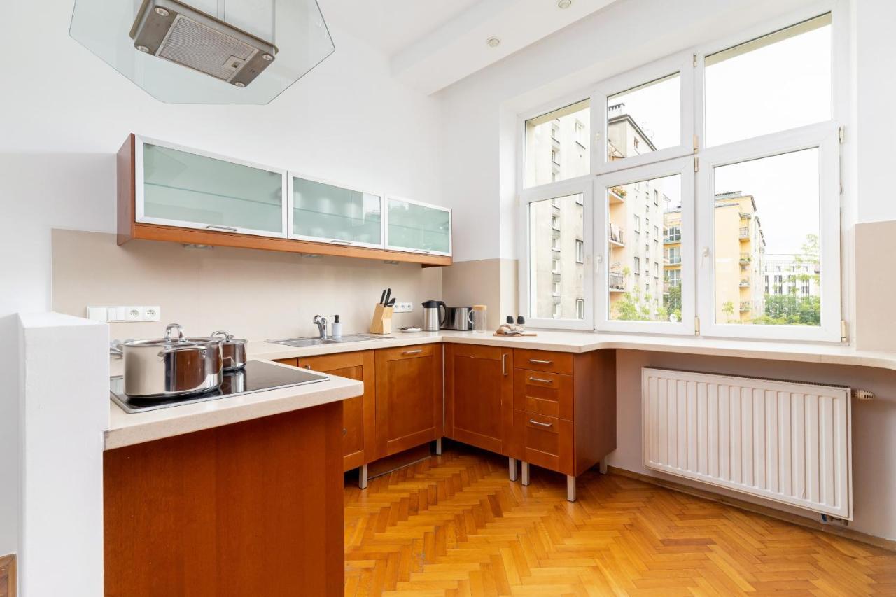 Slowacki Avenue Family Apartments Cracow By Noclegi Renters Krakow Bagian luar foto