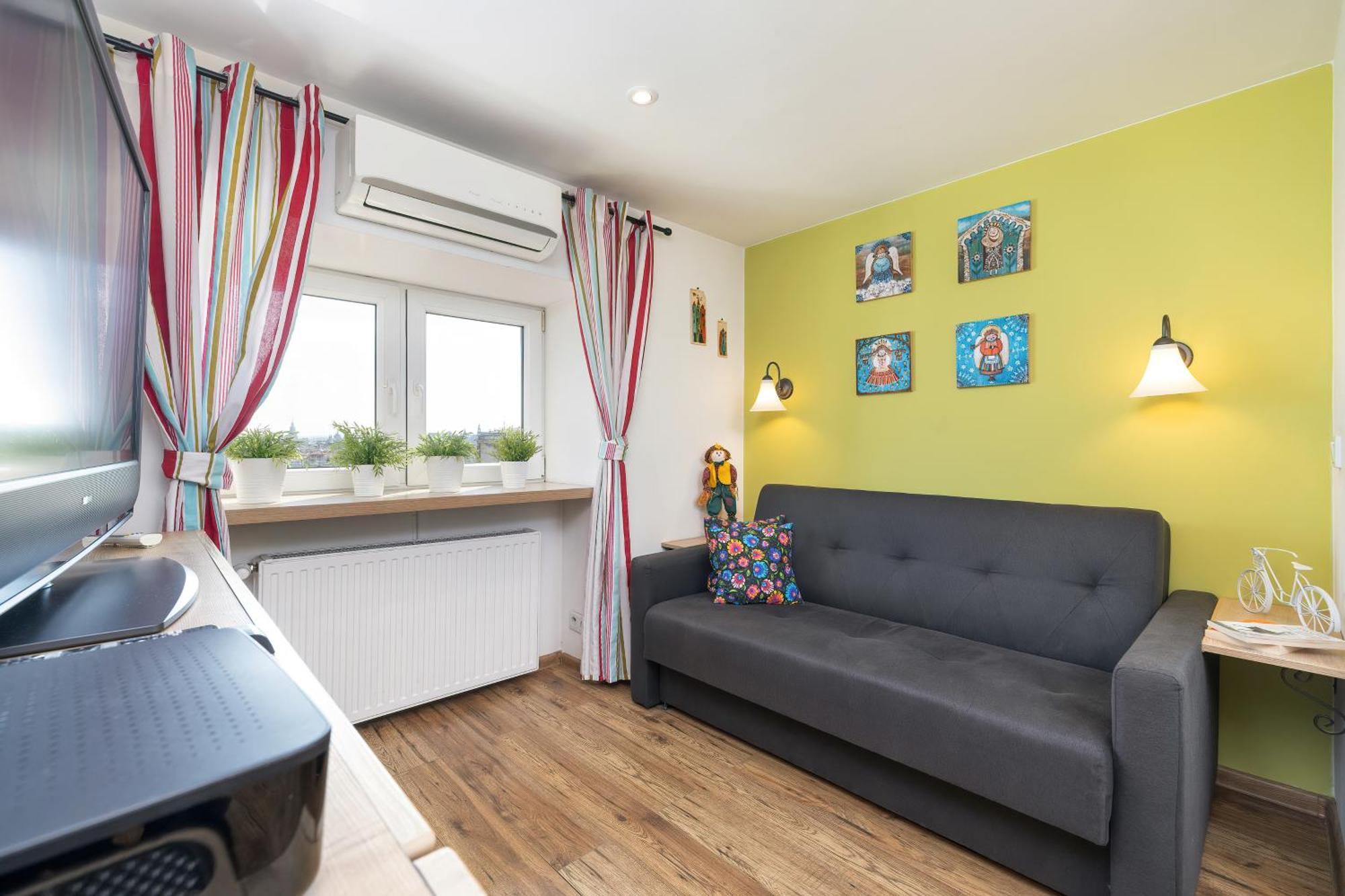 Slowacki Avenue Family Apartments Cracow By Noclegi Renters Krakow Bagian luar foto