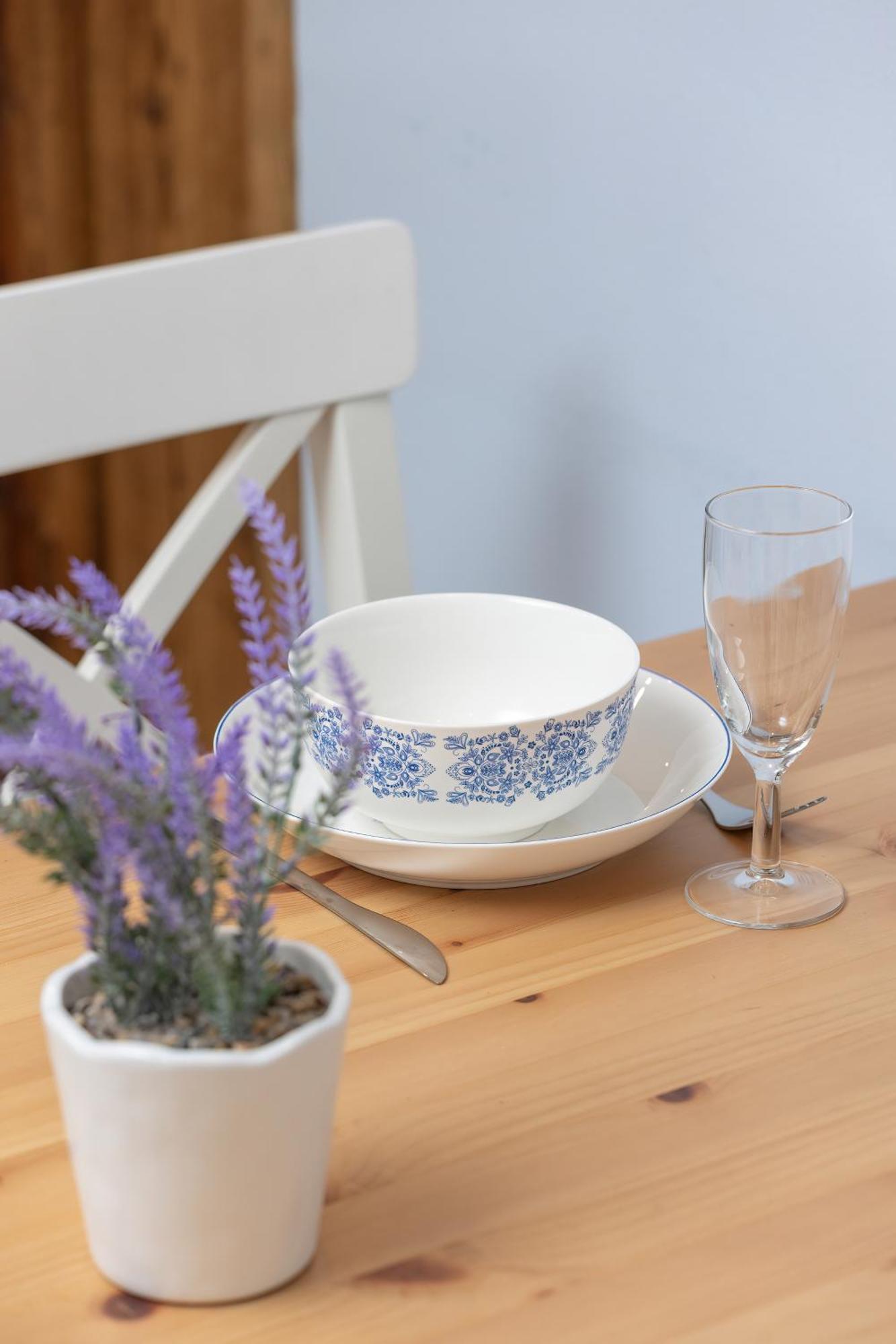 Slowacki Avenue Family Apartments Cracow By Noclegi Renters Krakow Bagian luar foto